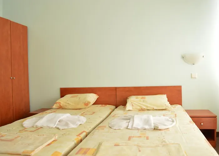 Hotel Sozopol 酒店 *